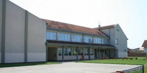 OŠ Mate Lovraka Županja